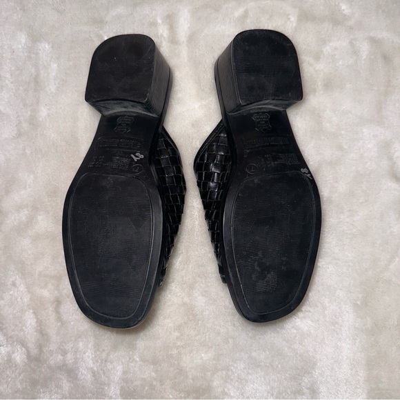 The Leather Collection Black Woven Leather Slide Chunky Heel Sandals Size 7.5 - Picture 10 of 13